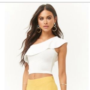 One-shoulder crop top